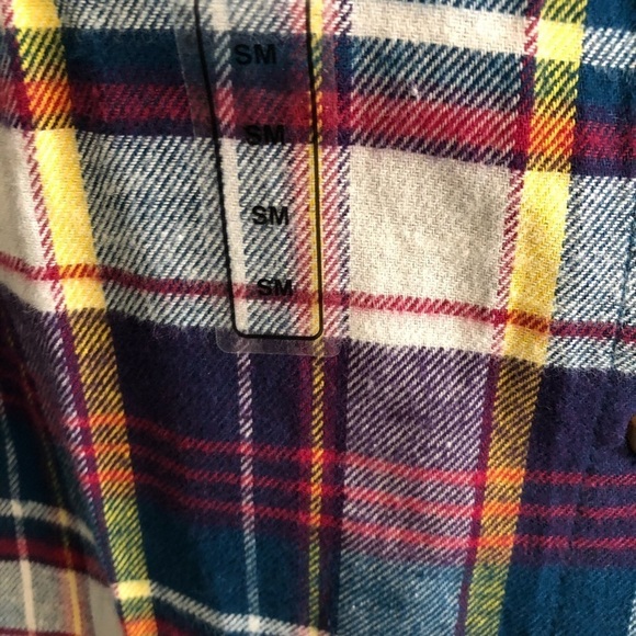 FIELD & STREAM/ lightweight woman’s flannel/ SM - Picture 3 of 12